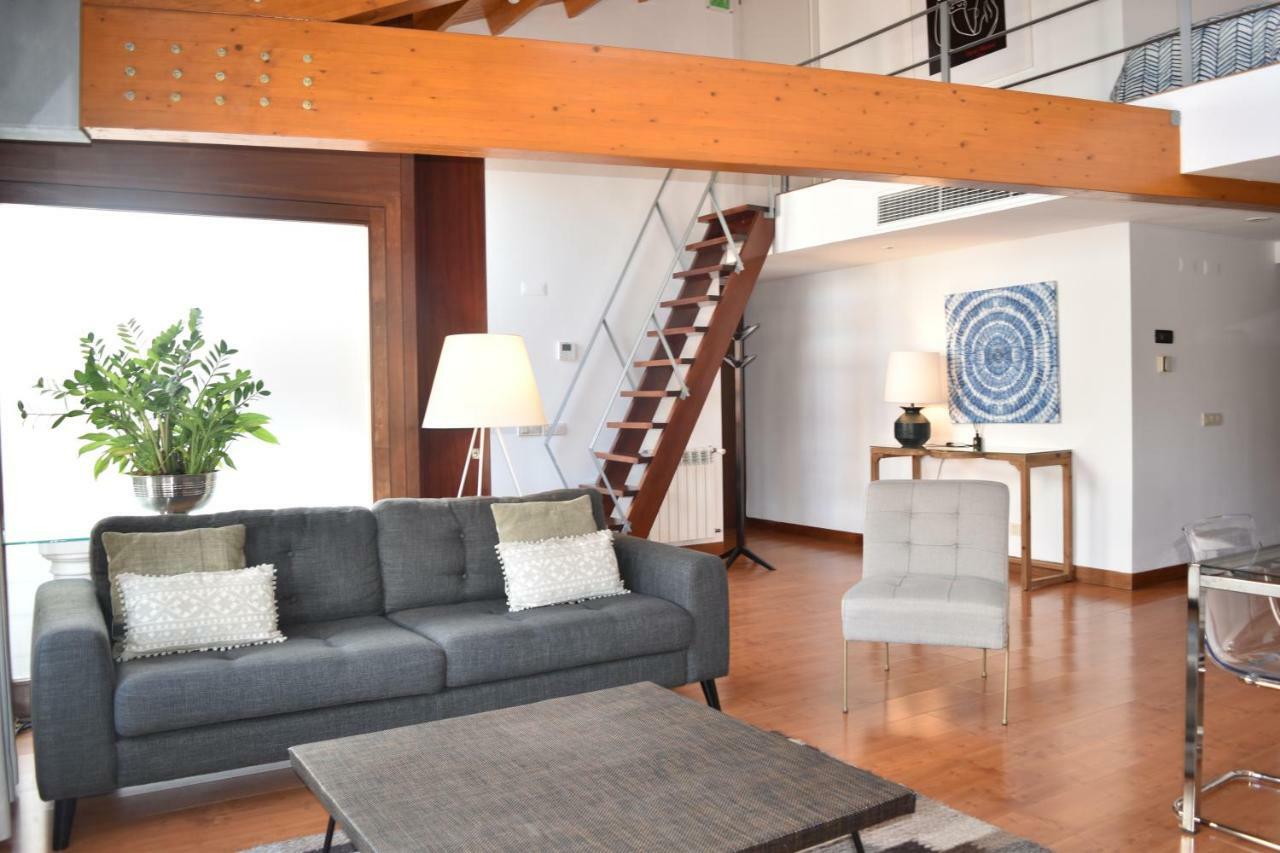 Architect-Designed Loft In A Historic Hilltop Neighborhood Lisbon Luaran gambar